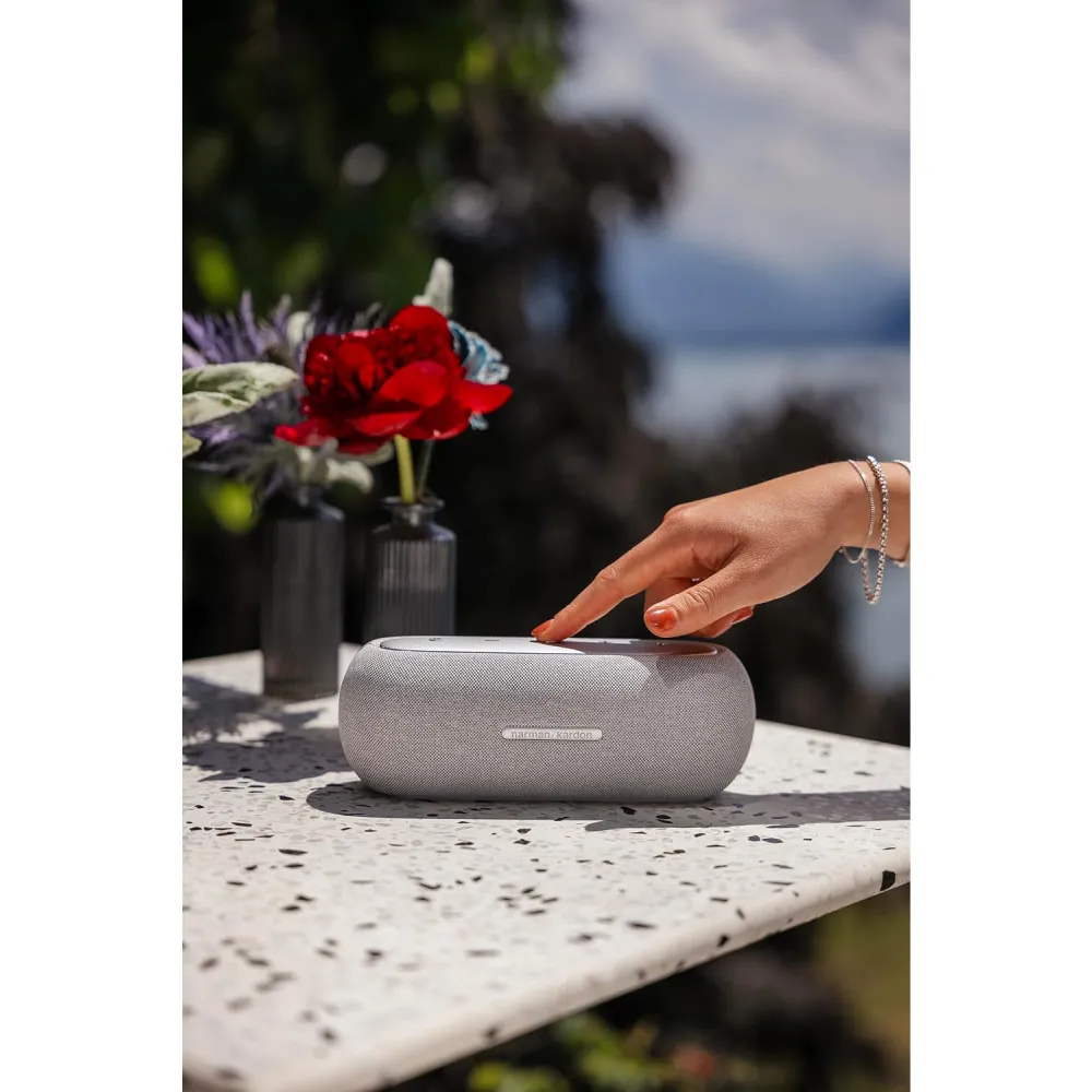 Harman-kardon-luna-speaker-grey-9